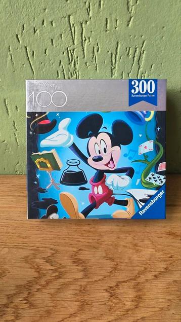 Disney 100 Puzzel - 300 Stukjes beschikbaar voor biedingen