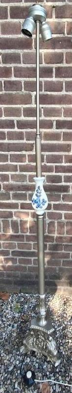 Antieke Staande Lamp met Delfts Blauw Middenstuk, Ophalen