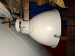 Industriële lamp met melkglas, Huis en Inrichting, Lampen | Wandlampen, Ophalen of Verzenden, Zo goed als nieuw