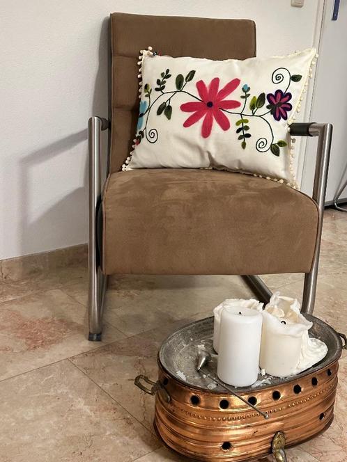 Grote vilt geborduurd linnen kussenhoes, Huis en Inrichting, Woonaccessoires | Kussens, Nieuw, Wit, Rechthoekig, Verzenden