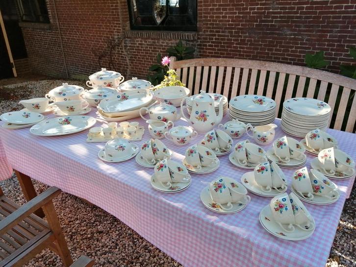 Prachtig Boudewijn servies Petrus Regout, Antiek en Kunst, Antiek | Servies compleet, Ophalen