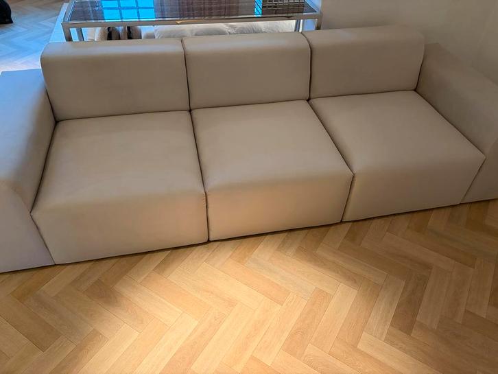 Nieuwe crèmekleurige fluwelen bank - 235 cm, Huis en Inrichting, Banken | Bankstellen, Nieuw, Rechte bank, Driepersoons, 200 tot 250 cm