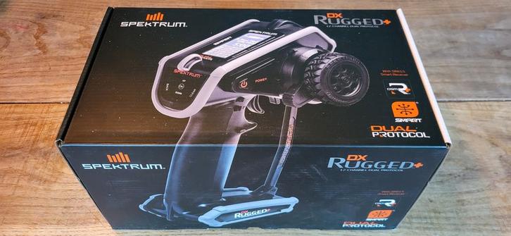 Spektrum DX Rugged+ Zender met Ontvanger - Nieuw in Doos, Hobby en Vrije tijd, Modelbouw | Radiografisch | Auto's, Nieuw, Ophalen of Verzenden