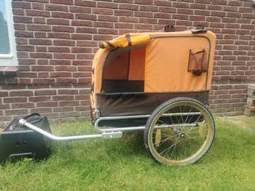 Hondenfietskar  beschikbaar voor biedingen