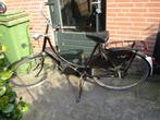 Gazelle Oma fiets kleur zwart  gekocht in de jaren 70, Fietsen en Brommers, Fietsen | Dames | Damesfietsen, Gebruikt, Ophalen