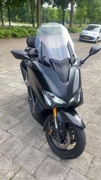 Yamaha T max 530 DX, Scooter