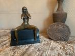 Bronzen beeld van een zittende vrouw, Antiek en Kunst, Ophalen of Verzenden