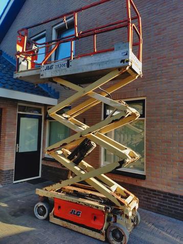 schaar hoogwerker JLG 1930es 7.7meter werkhoogte  beschikbaar voor biedingen