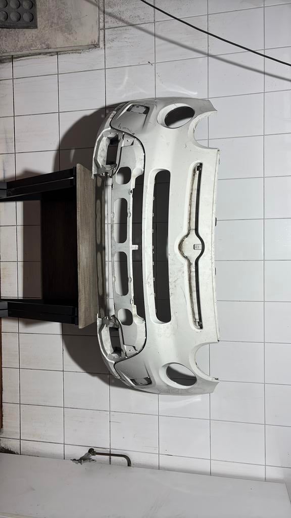 Voorbumper Fiat 500L – 735570809, Auto-onderdelen, Carrosserie en Plaatwerk, Ophalen of Verzenden, Voor, Fiat, Bumper