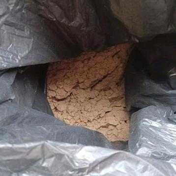Zandbak zand  beschikbaar voor biedingen