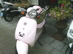 BTC Snor Scooter 25 km Roze met Roze Helm, Ophalen, Gebruikt, Benzine, Overige merken