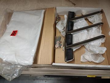 Mustang 1966 ornamenten quarter panel nieuw beschikbaar voor biedingen