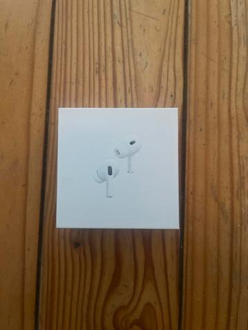 Nieuwe AirPods Pro (2e generatie) USB-C beschikbaar voor biedingen