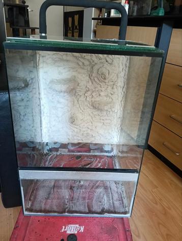 Terrarium 404060 beschikbaar voor biedingen