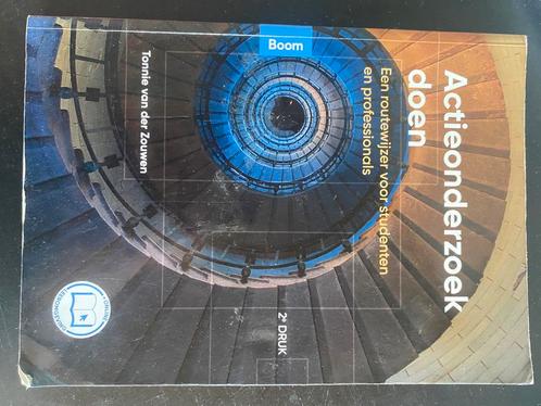 Tonnie van der Zouwen - Actieonderzoek doen, Boeken, Wetenschap, Zo goed als nieuw, Sociale wetenschap, Ophalen of Verzenden