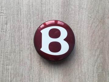 1 naafdop Bentley rood 65 mm beschikbaar voor biedingen