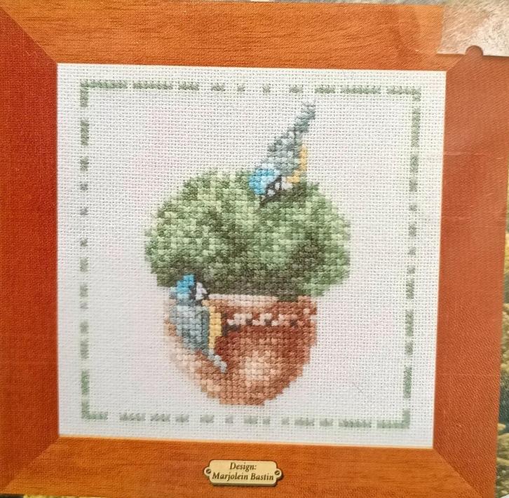 Borduurpakket - Lanarte 34536 - Marjolein Bastin - Buxus, Hobby en Vrije tijd, Borduren en Borduurmachines, Nieuw, Borduurpakket