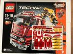 LEGO Technic 8258 Crane Truck met origineel LEGO stickervel, Ophalen of Verzenden, Zo goed als nieuw, Complete set, Lego
