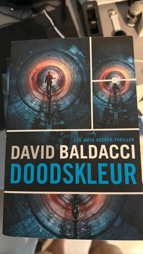 David Baldacci - Doodskleur, Boeken, Thrillers, Zo goed als nieuw, Nederland, Ophalen of Verzenden
