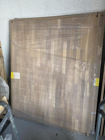 Houten tafelbladen/ panelen beschikbaar voor biedingen