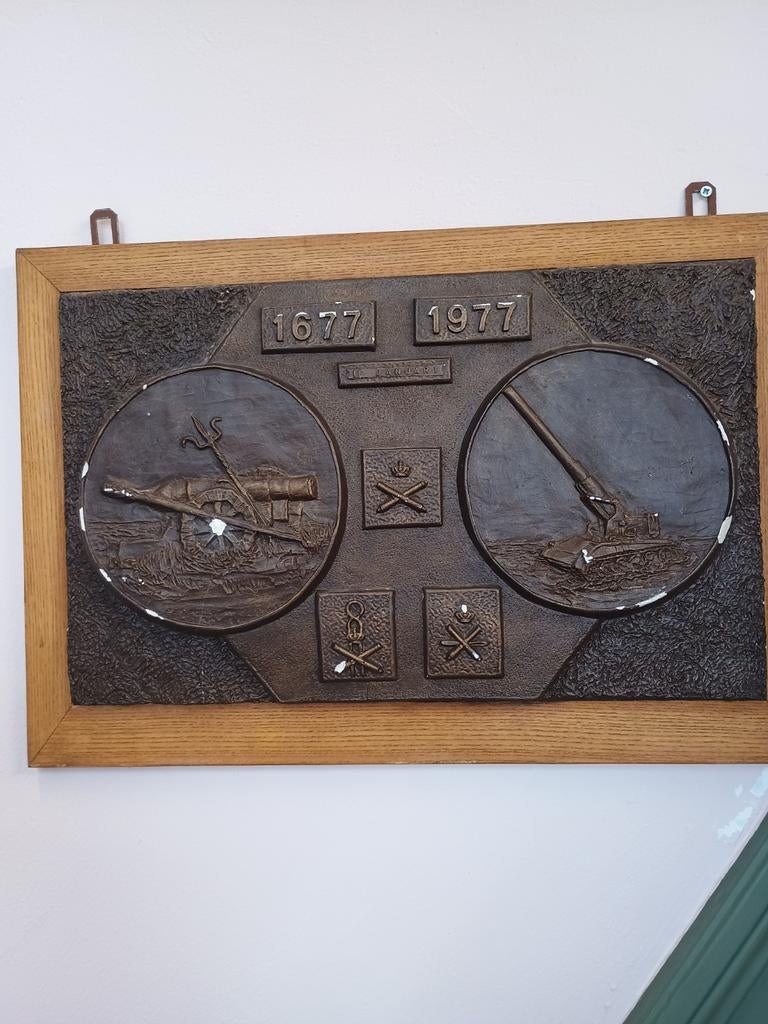 gips plaquette 300 jaar Artillerie, Ophalen of Verzenden, Landmacht, Nederland, Embleem of Badge