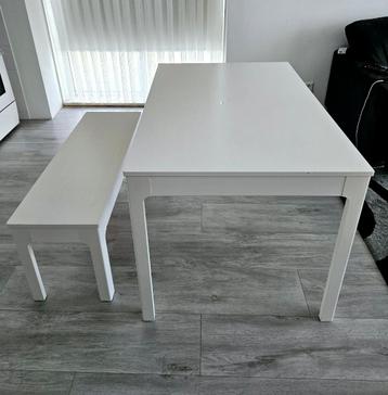 Eettafel en bank ikea ekedalen beschikbaar voor biedingen