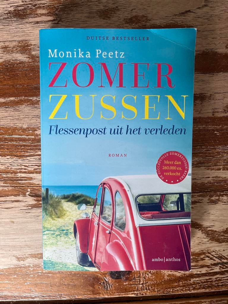 Zomerzussen - Monika Peetz, Boeken, Ophalen of Verzenden, Zo goed als nieuw, Nederland