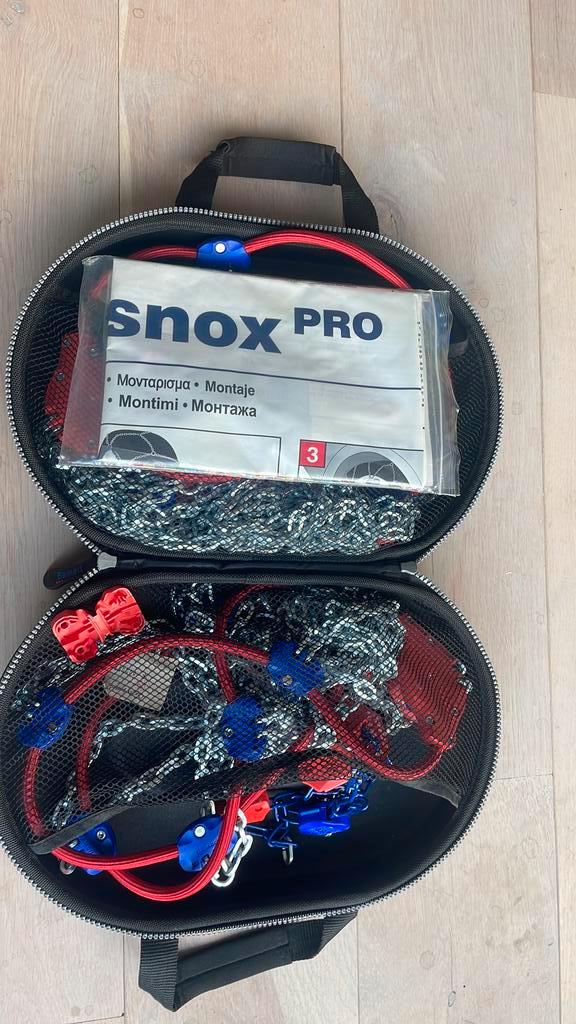 PEWAG SNOX PRO 560 Sneeuwketting, Auto diversen, Sneeuwkettingen, Zo goed als nieuw, Ophalen of Verzenden