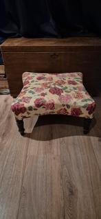 prachtig antiek voetenbankje, Ophalen of Verzenden
