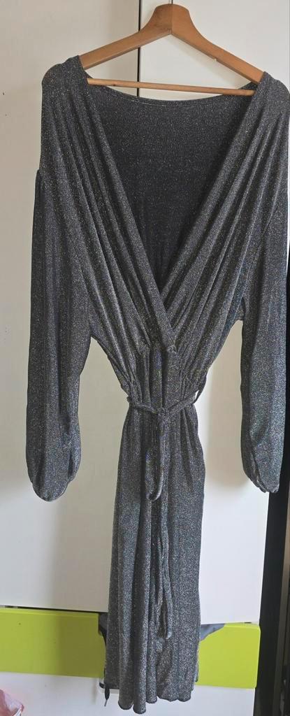 zilveren glitter jurk maat onezise 50 tot 56, Kleding | Dames, Grote Maten, Zo goed als nieuw, Jurk, Grijs, Ophalen
