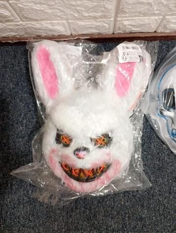 Diverse Nieuwe LED halloween maskers beschikbaar voor biedingen