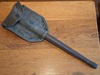 US M1943 folding shovel 1945 and cover 1944, Verzamelen, Militaria | Tweede Wereldoorlog, Verzenden, Amerika, Overige typen