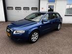Audi A4 Avant 3.2 FSI quattro, Auto's, Audi, Parkeersensor, Blauw, Handgeschakeld, 92 €/maand