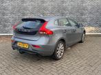Volvo V40 1.5 T3 Nordic+ | Automaat | Trekhaak | Bi-xenon ko, Euro 6, 4 cilinders, Leder en Stof, Origineel Nederlands