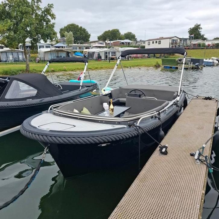 Sloep Primeur 610  Tender, Watersport en Boten, Sloepen, Zo goed als nieuw, 70 pk of meer, 6 meter of meer, Buitenboordmotor, Benzine