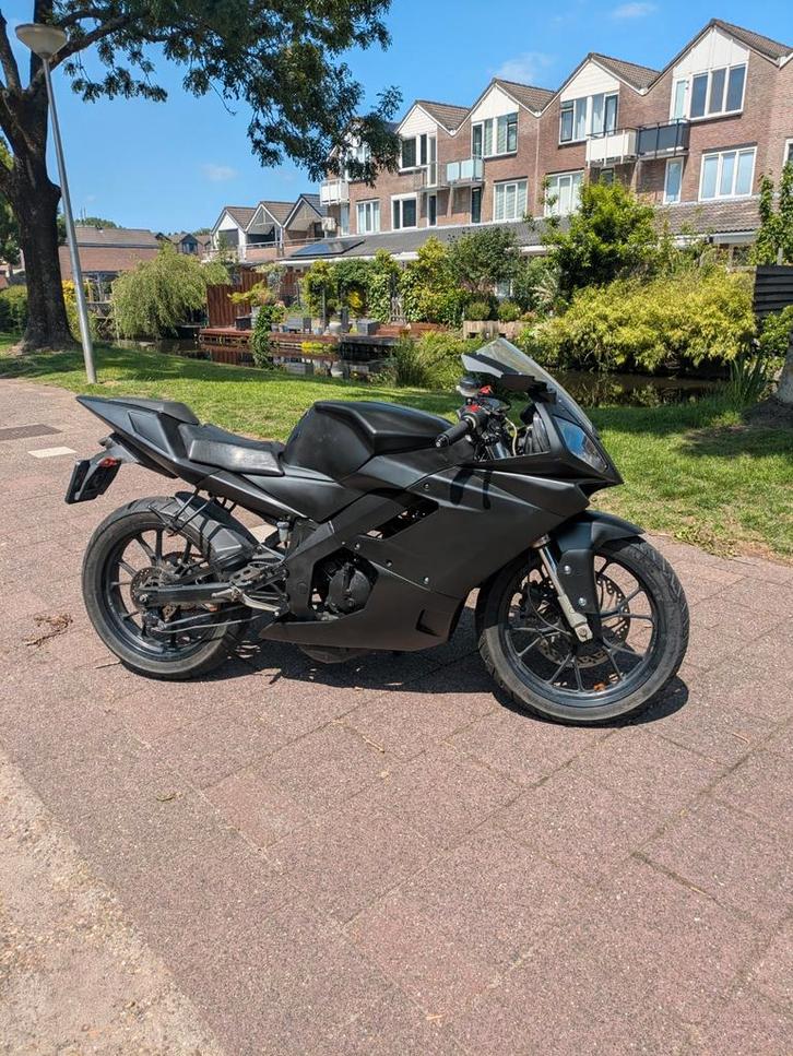 Derbi gpr 50 schakelbrommer, Fietsen en Brommers, Brommers | Derbi, Gebruikt, Ophalen