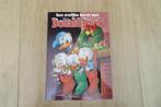 Stripboek Een vrolijke kerst met Donald Duck, Gelezen, Donald Duck, Ophalen of Verzenden, Eén stripboek