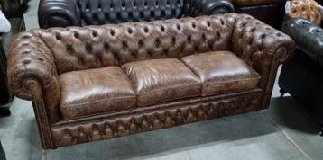 Vintage Chesterfield bank 2.15 meter bruin leer + BEZORGING  beschikbaar voor biedingen