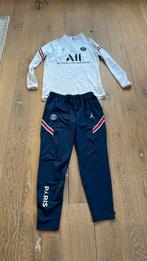 Als nieuw: origineel PSG trainingspak maat L, Sport en Fitness, Voetbal, Maat L, Ophalen of Verzenden, Zo goed als nieuw, Trainingspak