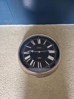 Mooie wandklok, Ophalen, Zo goed als nieuw, Wandklok