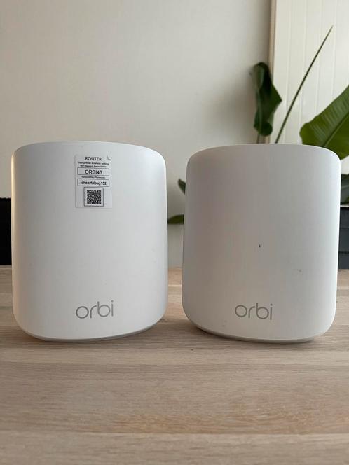 Netgear Orbi RBR350 + satelliet AX1800 WIFI-6, Computers en Software, Routers en Modems, Zo goed als nieuw, Router met modem, Ophalen of Verzenden