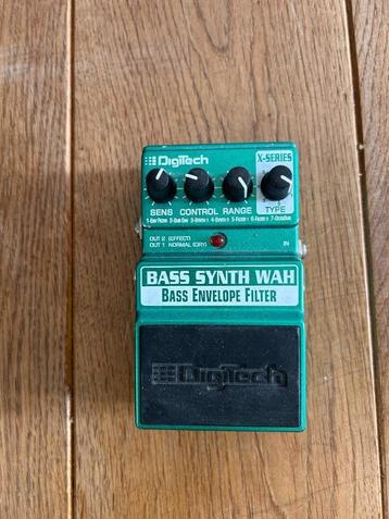 DigiTech  Bass Synth Wah prima staat