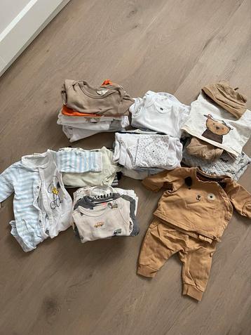 Jongens babykleding maat 50/56 beschikbaar voor biedingen