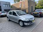 Dacia Logan 1.6 Lauréate 1e Eigenaar! NAP APK, Voorwielaandrijving, Gebruikt, Logan, Bedrijf