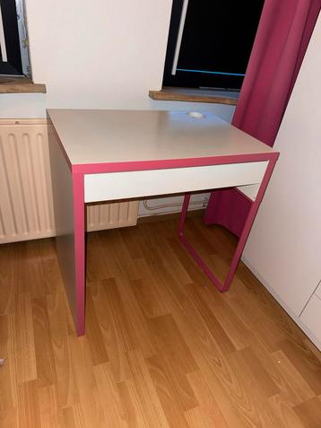 Bureau met lade - Roze/Wit beschikbaar voor biedingen