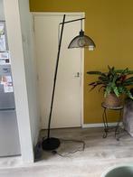 Moderne staande lamp zwart, Huis en Inrichting, Lampen | Vloerlampen, Ophalen, Zo goed als nieuw, Metaal, Modern