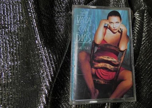 Vaya Con Dios ‎– Time Flies 1992 - cassette België, Cd's en Dvd's, Cassettebandjes, Gebruikt, Origineel, 1 bandje, Ophalen