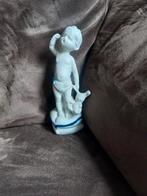 Goebel jongetje met knuffel, Ophalen of Verzenden, Gebruikt