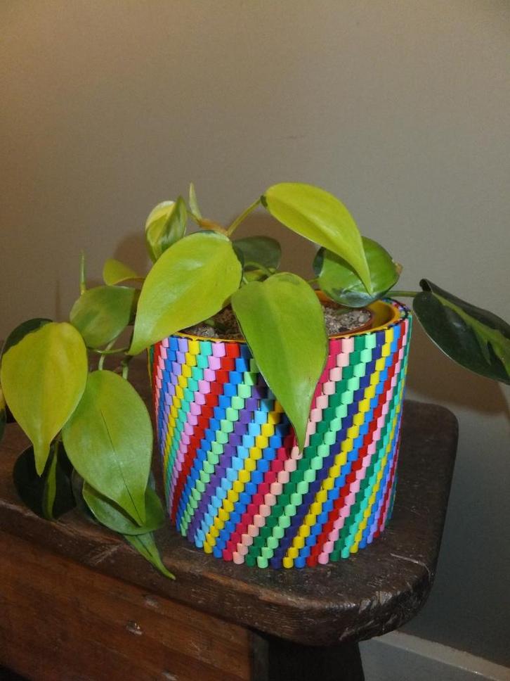 vrolijk geupcycled bloempotje, hip & handgemaakt rainbow Ø12, Huis en Inrichting, Woonaccessoires | Overige, Ophalen