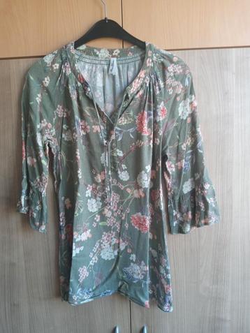 Groen met bloemenprint blouse aparte mouw Miss Etam maat S beschikbaar voor biedingen